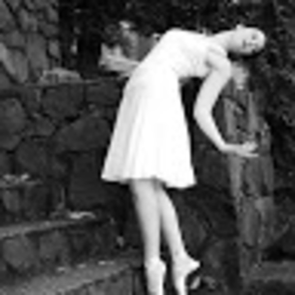 Meet your Posher, Jacqueline - Picture 1 of 1